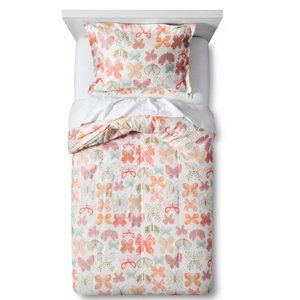 Twin Pillowfort (Target) Mariposa Magic Comforter Set
